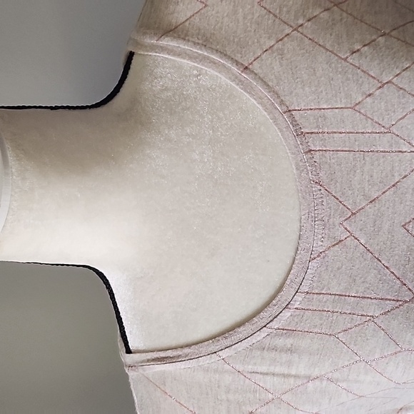 APT. 9 Heather Peach Short Sleeve Tee with Rose Gold Art Deco design - Picture 6 of 12